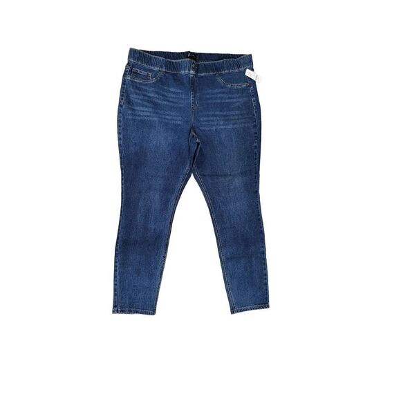 New York & Company
Pull-On High-Waisted Skinny Jeans in XXL - Picture 3 of 7
